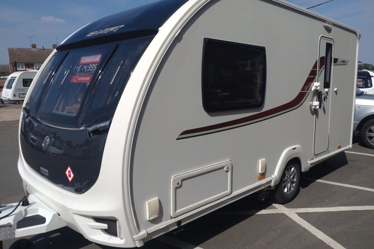 2017 Swift Challenger 480 Side