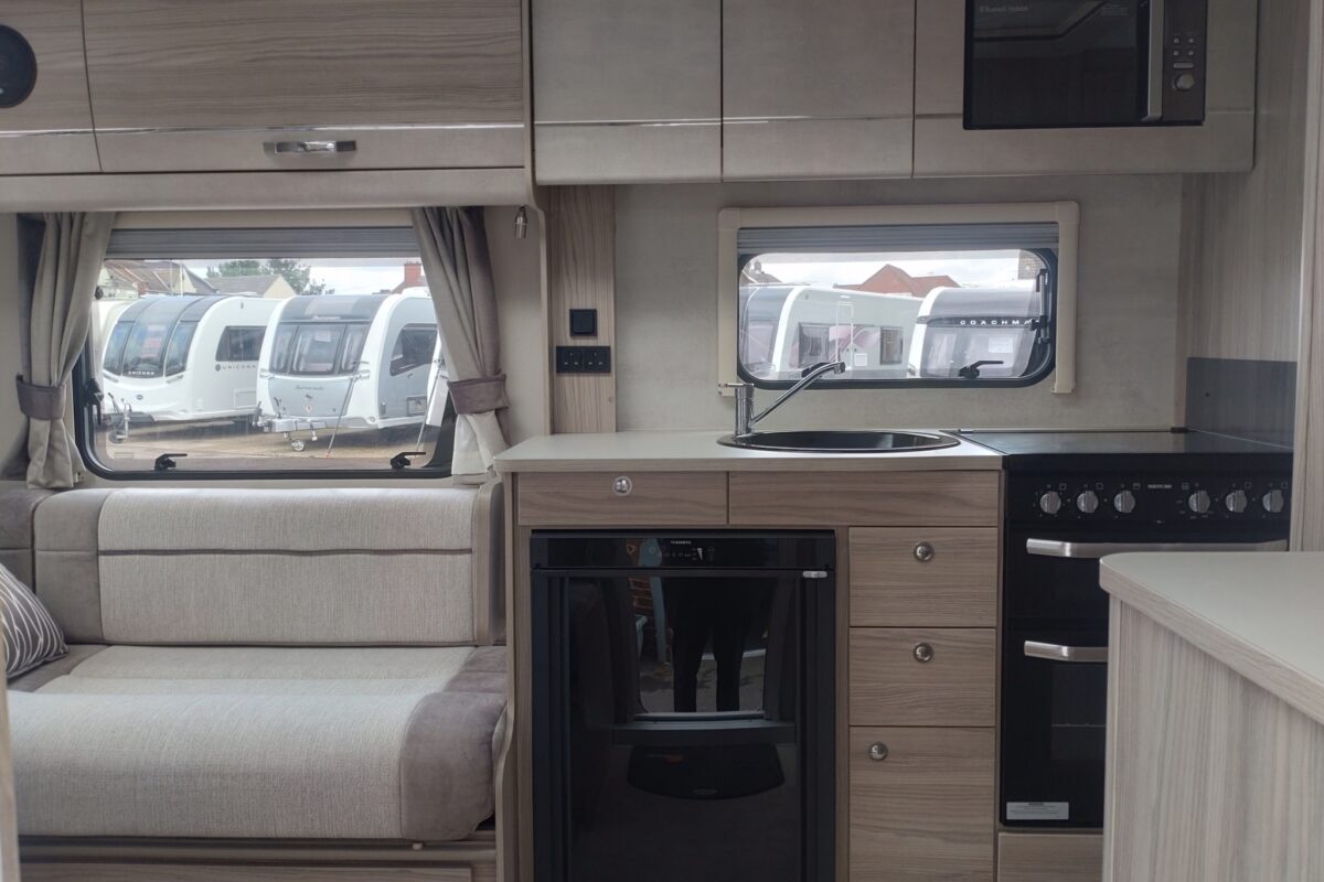 2024 Elddis Sherwood 550 Interior