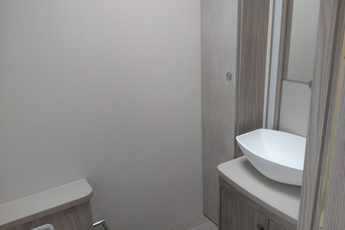 2024 Elddis Sherwood 550 Interior