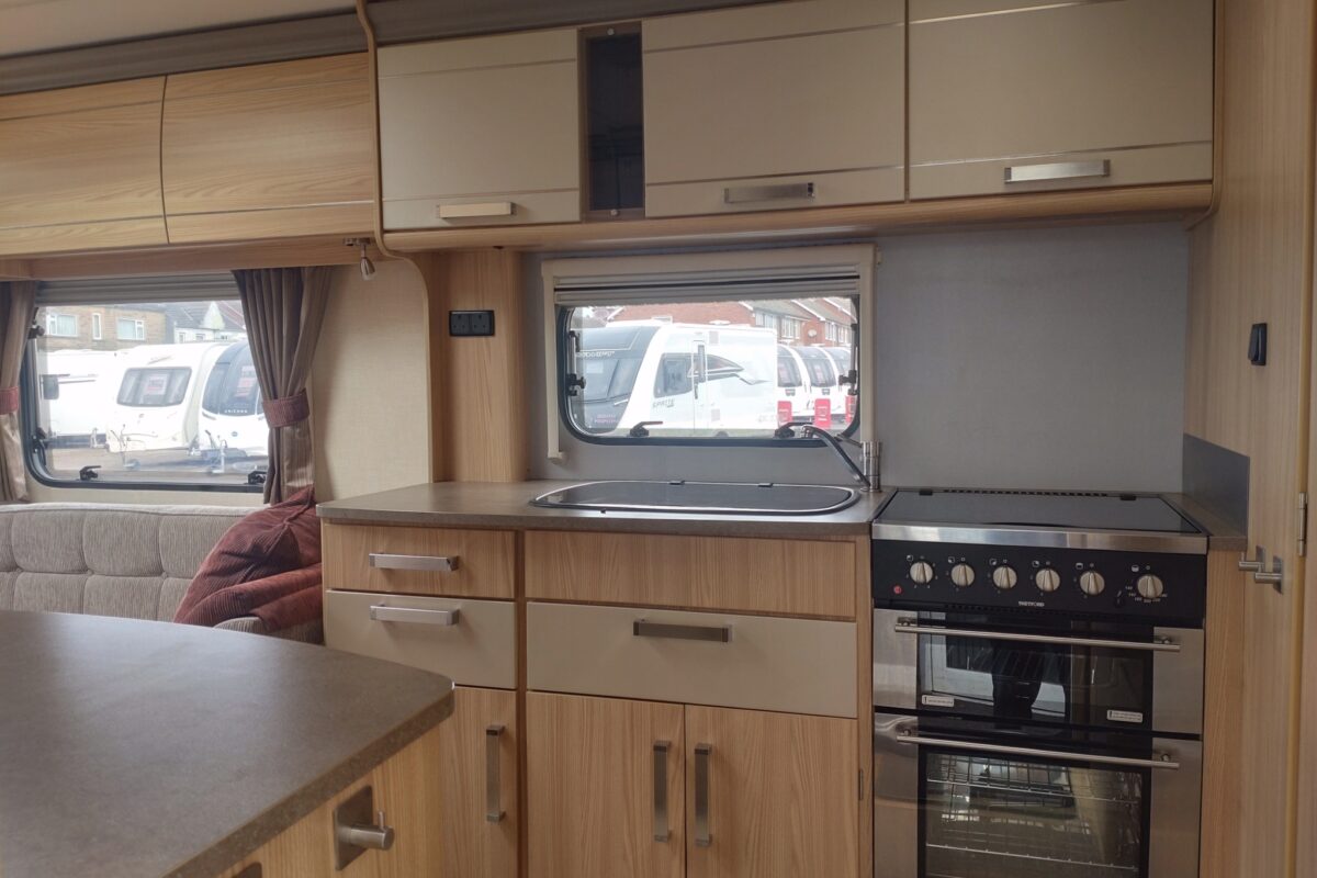 2012 COACHMAN PASTICHE 460/2 INTERIOR