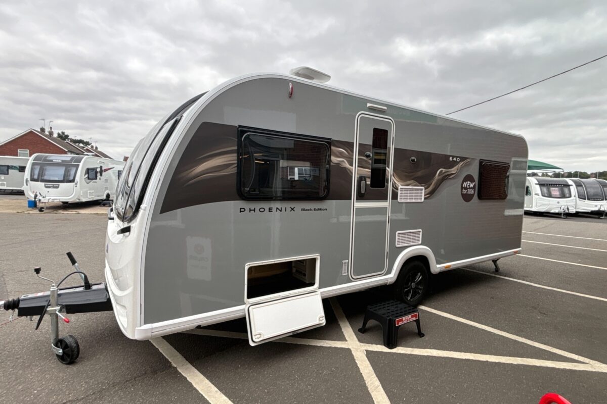 2026 Bailey Phoenix 640 Black Edition nearside front
