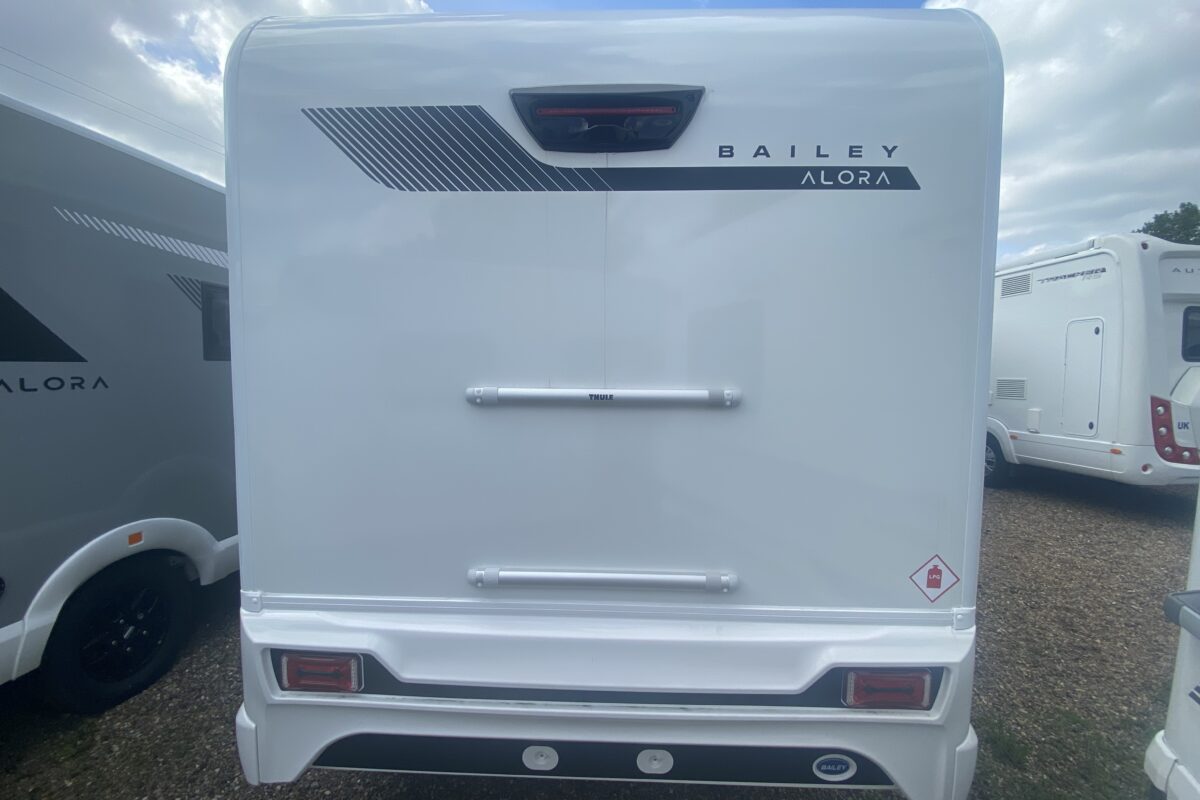 BAILEY ALORA 69-4 2024 REAR