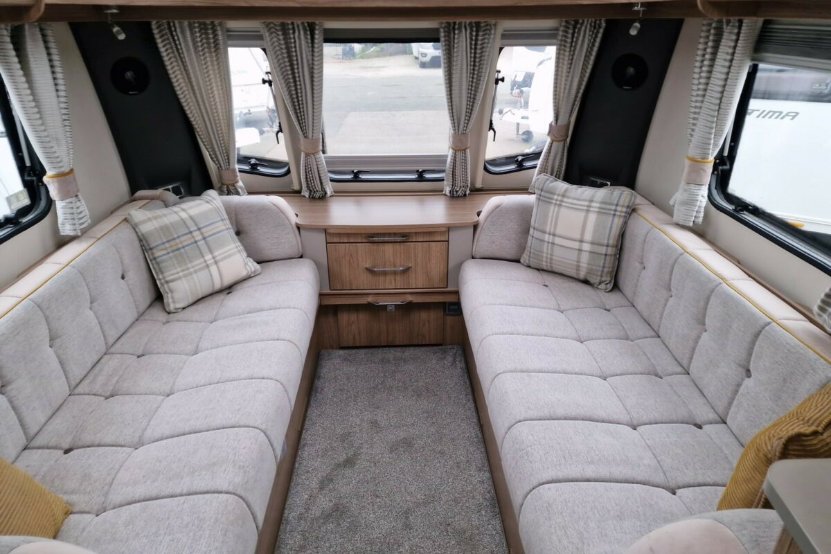 SEATING