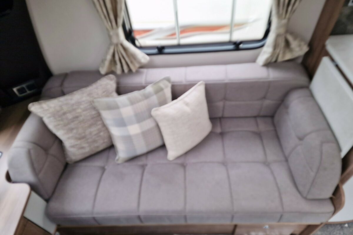 2025 COACHMAN VIP 575 SEAT
