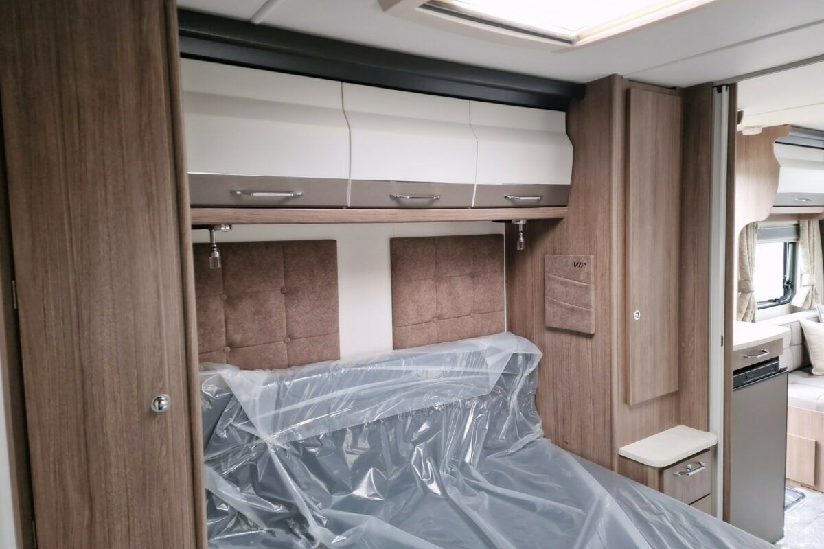 2025 COACHMAN VIP 575 BEDROOM
