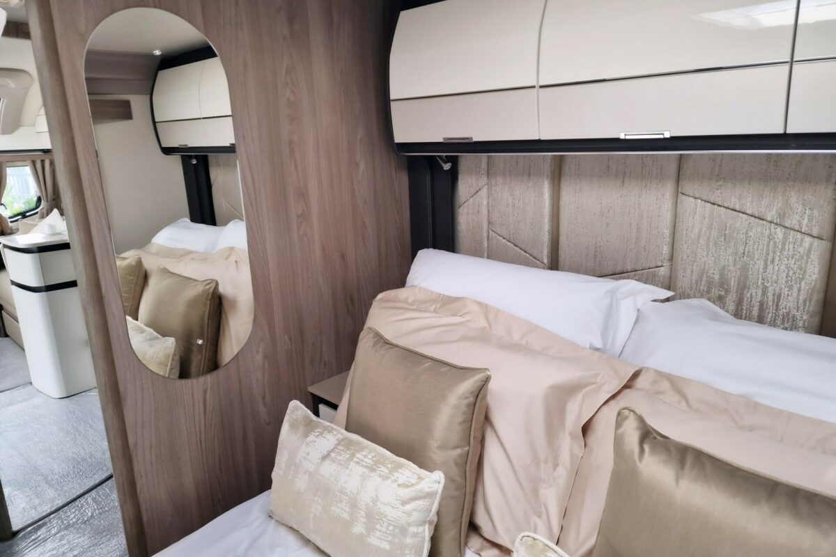 2025 BESSACARR 835 BEDROOM