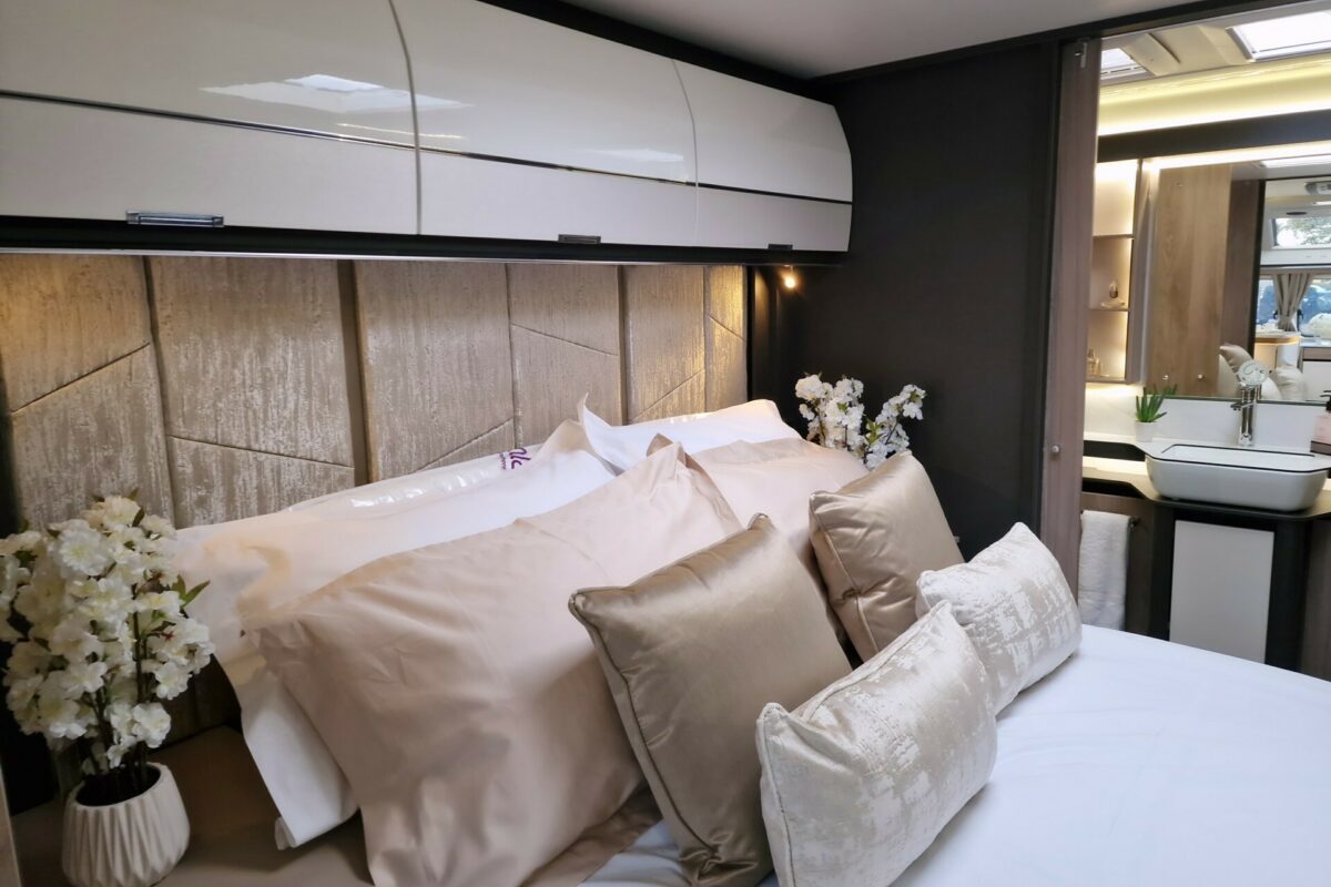 2025 BESSACARR 780 BEDROOM
