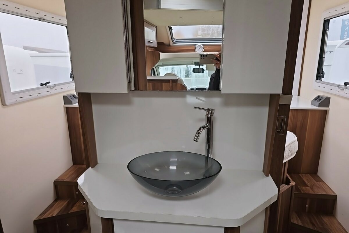 2017 ROLLERTEAM TLINE 740 SINK