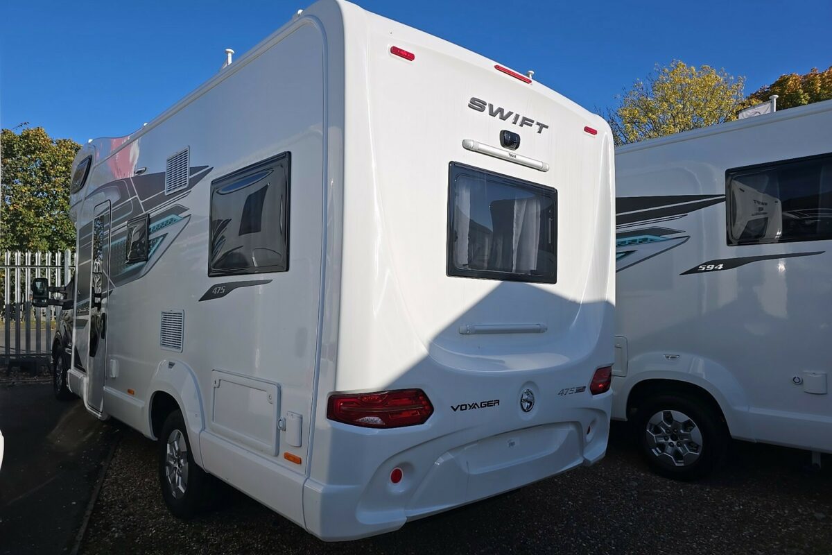 2025 VOYAGER 475  REAR O/S