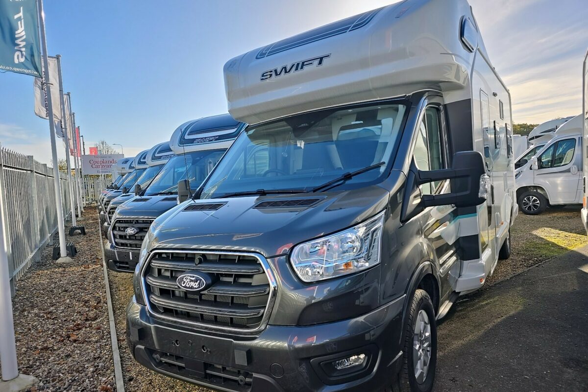 2025 VOYAGER 475  FRONT O/S