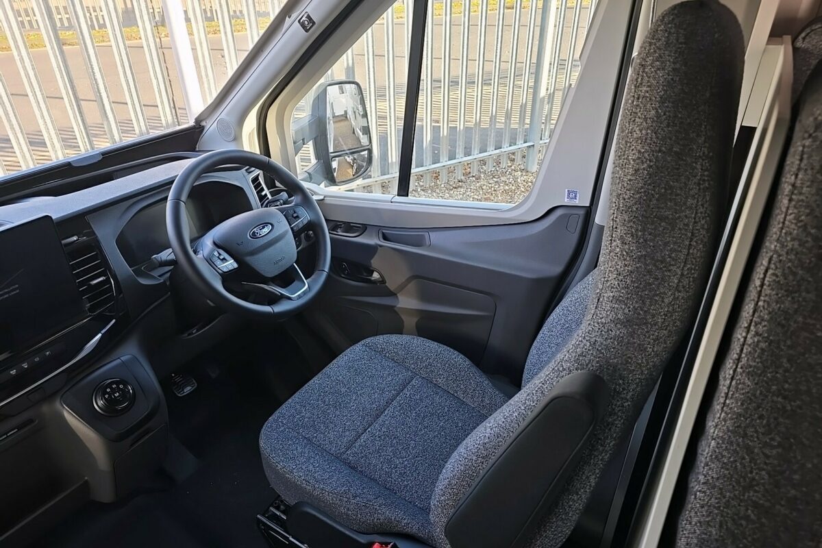 2025 VOYAGER 475  CAB
