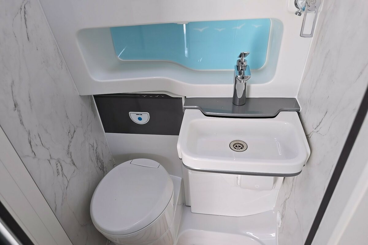 2025 ASCARI 384 WASHROOM