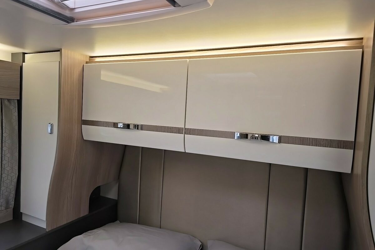 2025 SWIFT VOYAGER 594 BEDROOM
