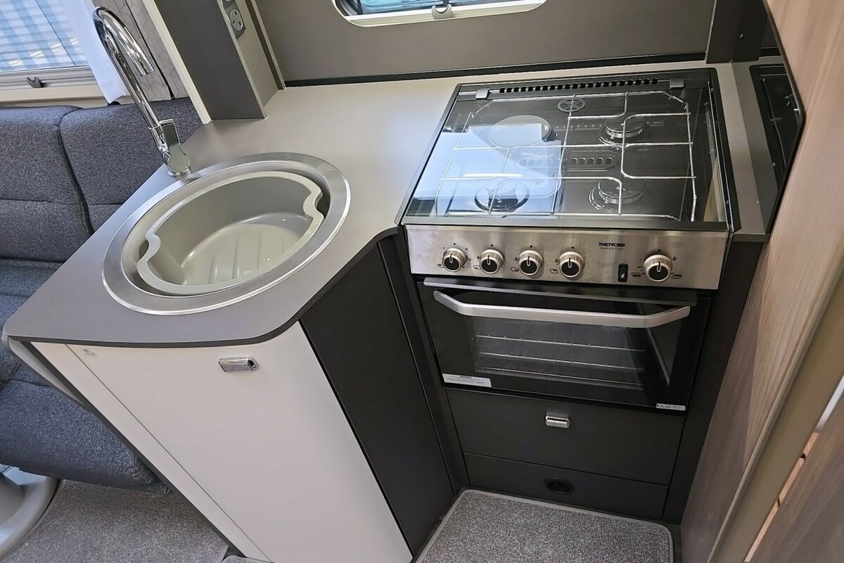 2025 SWIFT VOYAGER 594 KITCHEN