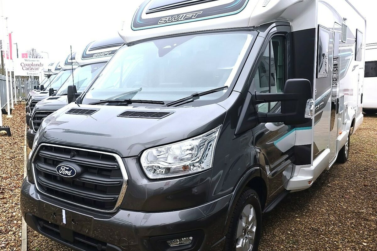 2025 SWIFT VOYAGER SERIES 5 594 FRONT N/S