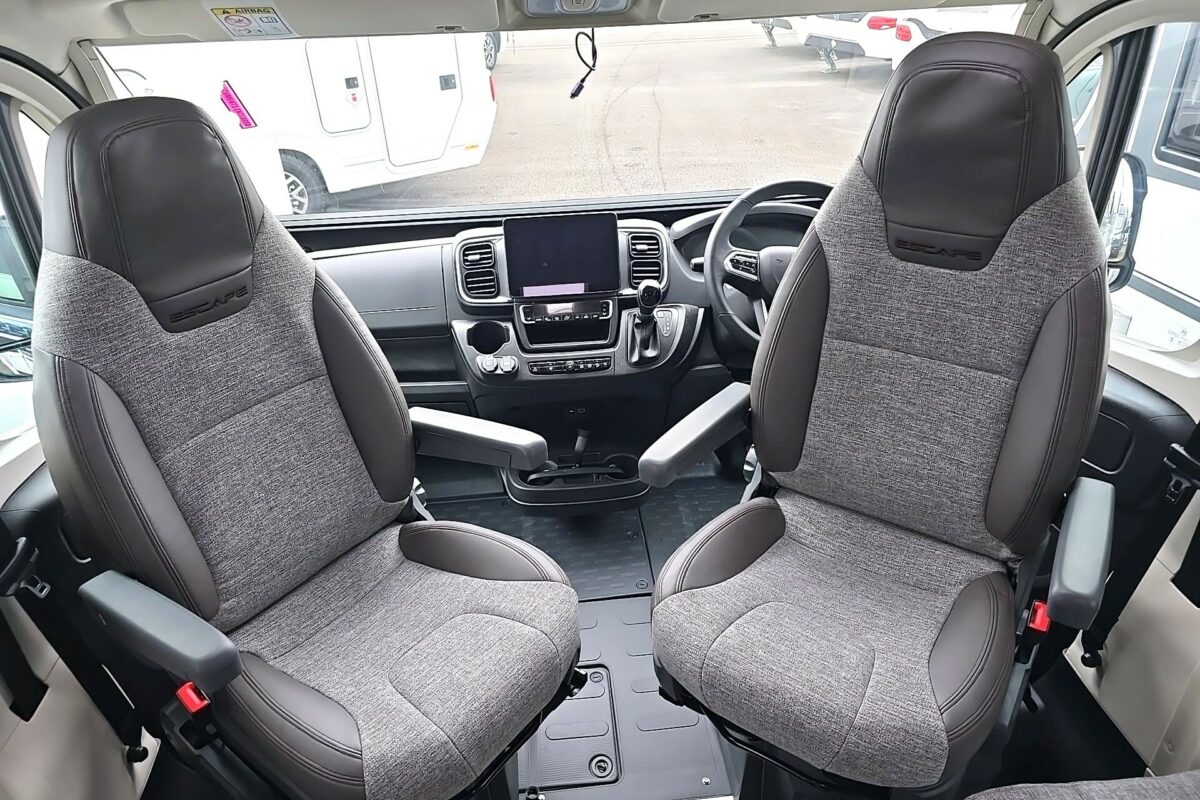 2025 SWIFT ESCAPE 694 MOTORHOME PILOT SEATS