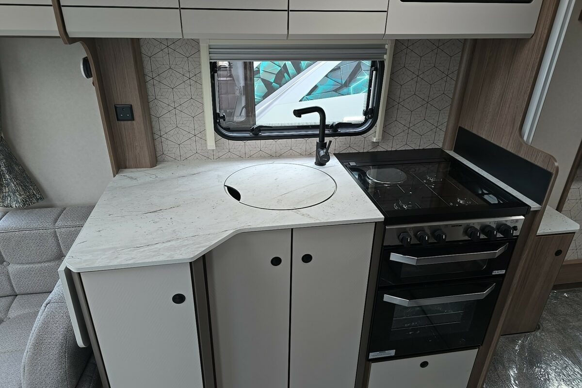 2025 Acadia 675 Xtr Kitchen
