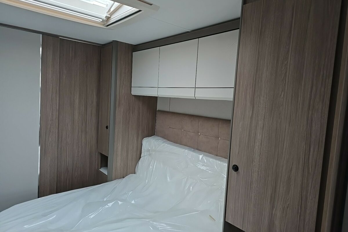 2025 Acadia 675 Xtr Bedroom