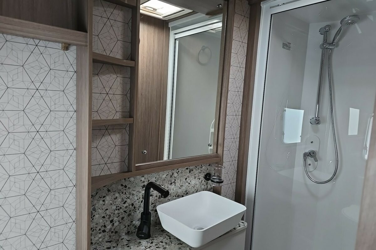 2025 Acadia 675 Xtr Washroom