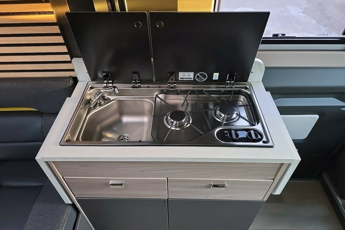 2025 TREKKER XL  SINK