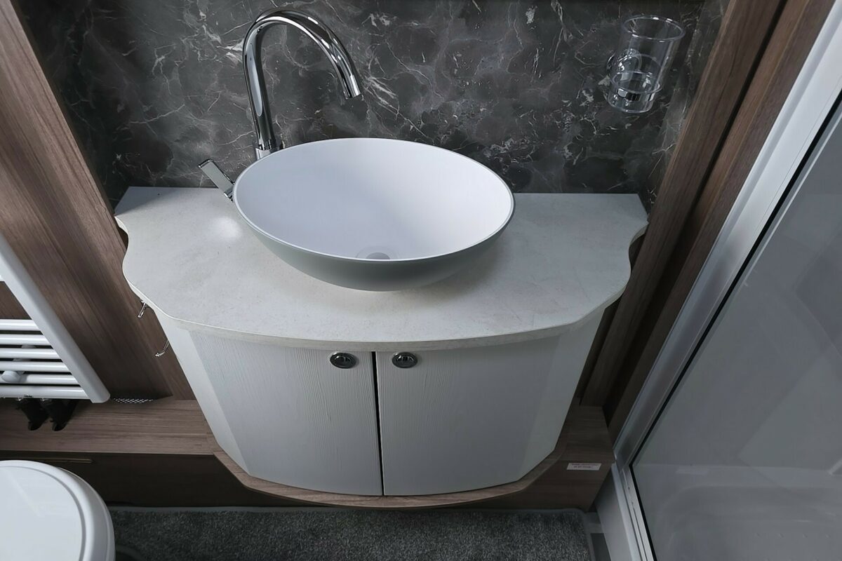 2025 COACHMAN VIP 565 WASHROOM SINK