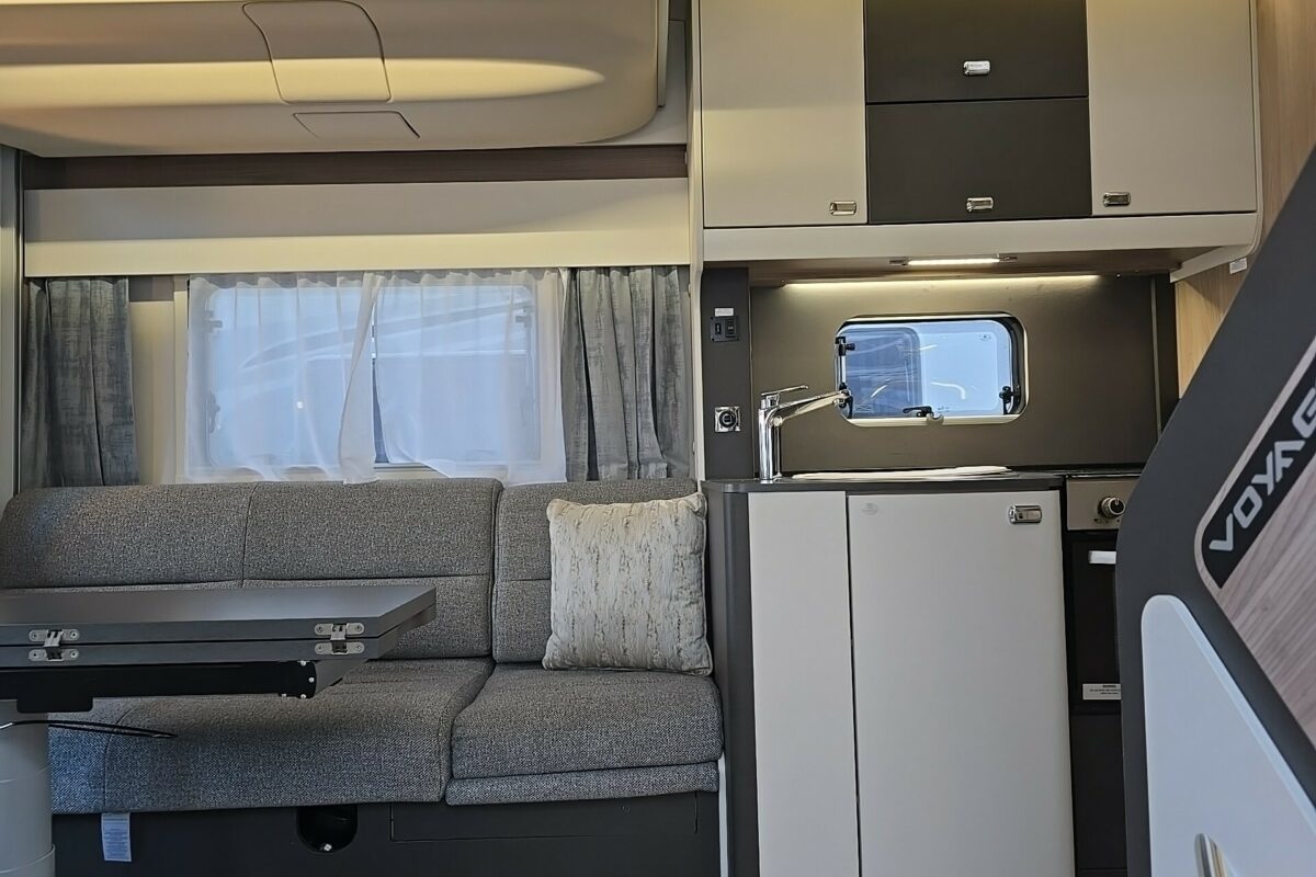 2023 SWIFT VOYAGER 540 ENTRANCE