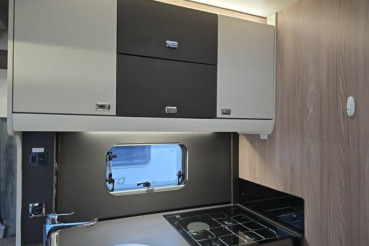 2023 SWIFT VOYAGER 540 KITCHEN