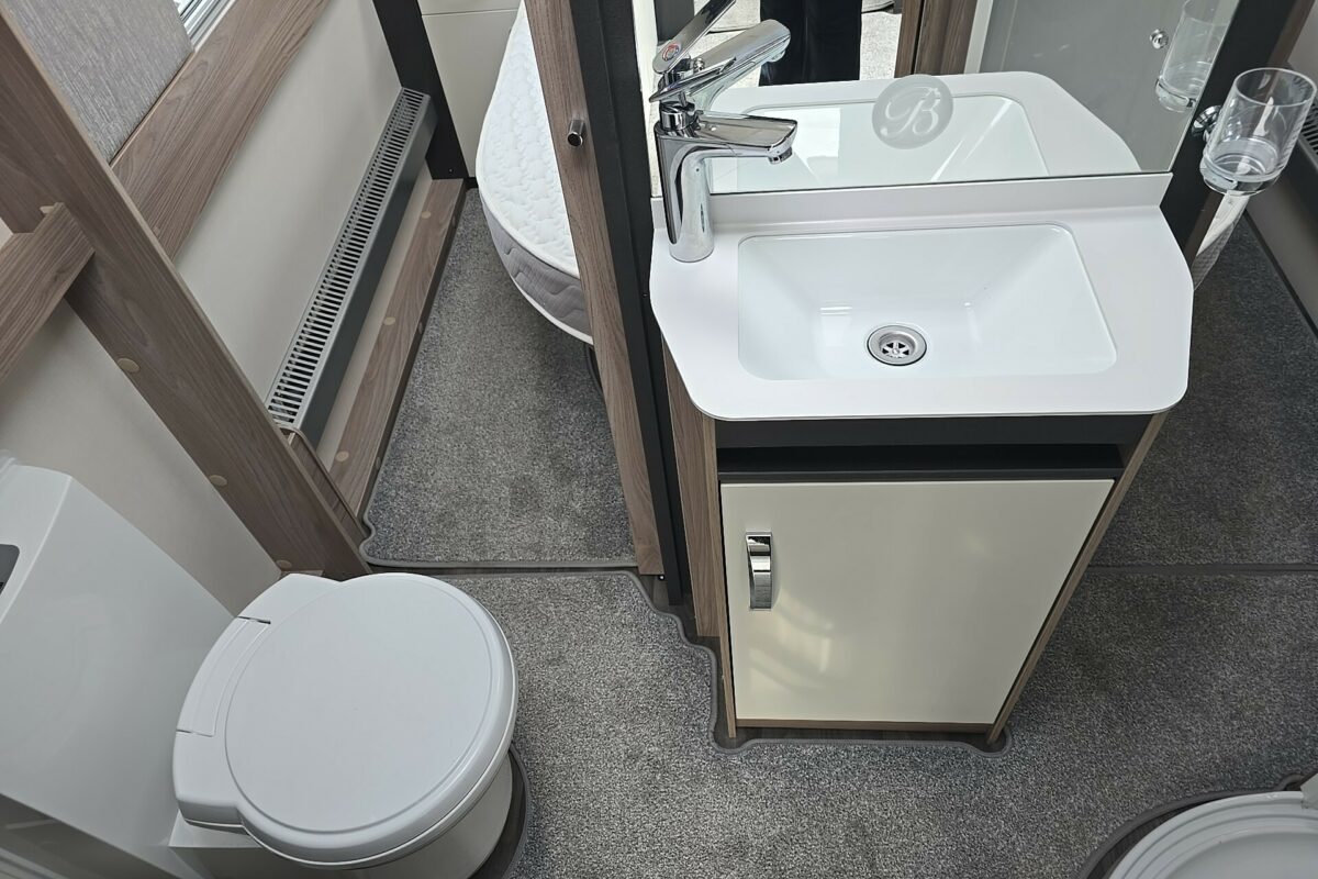 WASHROOM