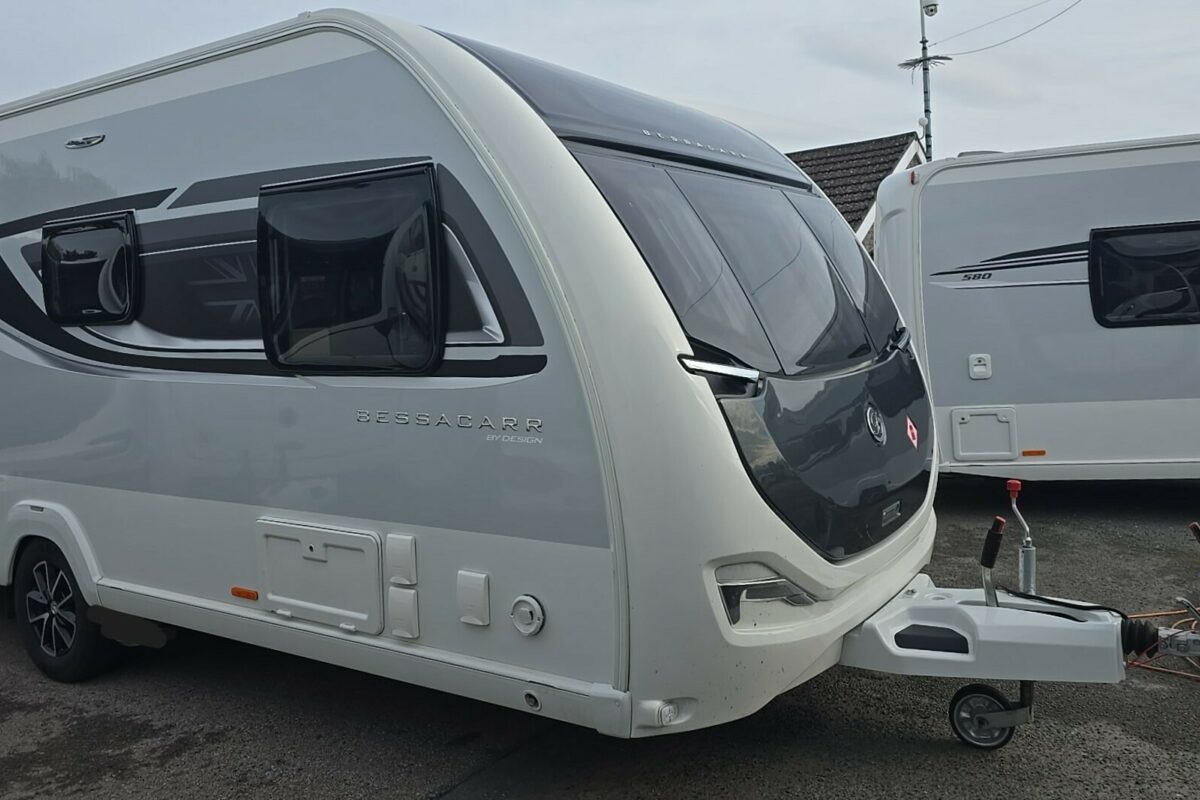 FRONT O/S
