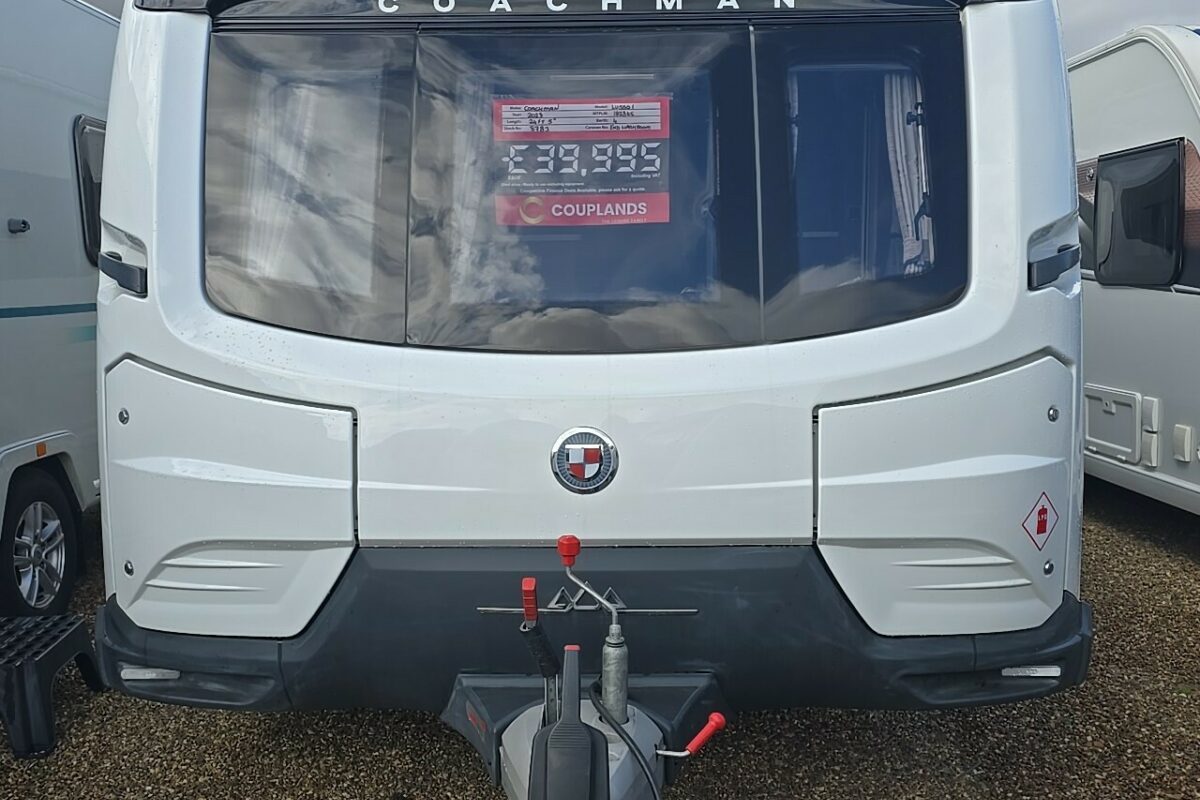2023 COACHMAN LUSSO 1 FRONT