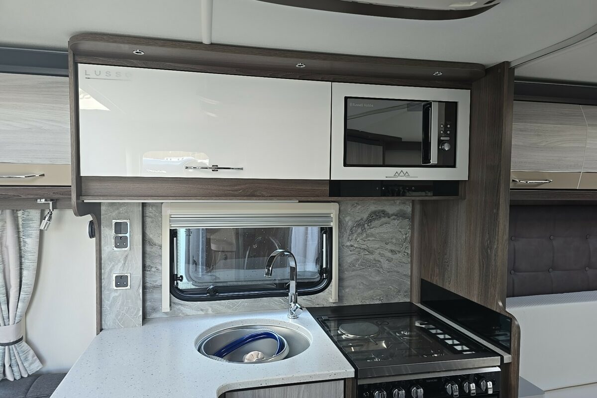 2023 COACHMAN LUSSO 1 MICROWAVE