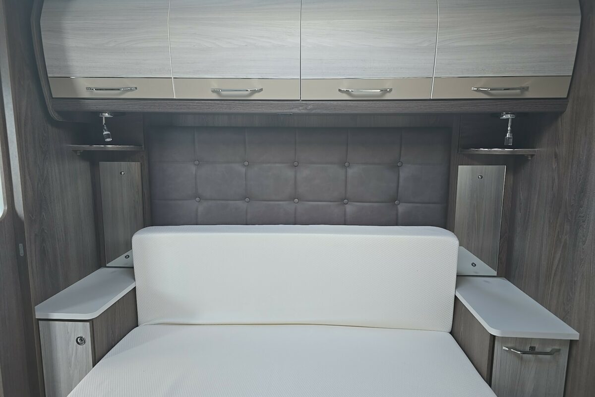 2023 COACHMAN LUSSO 1 BEDROOM