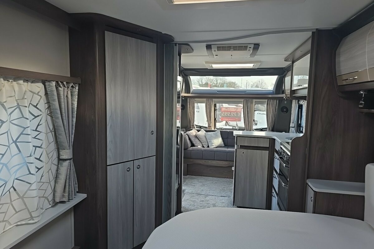 2023 COACHMAN LUSSO 1 VIEW