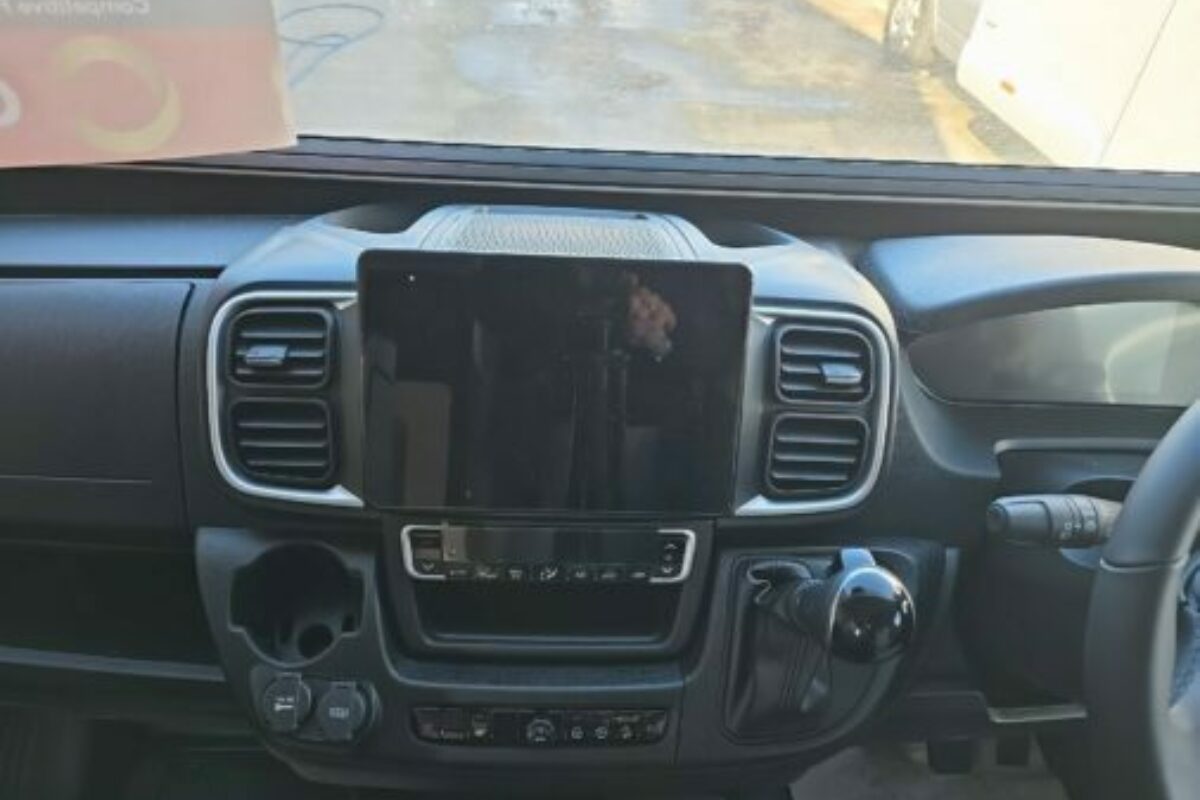 2025 SWIFT ESCAPE 640 CAB