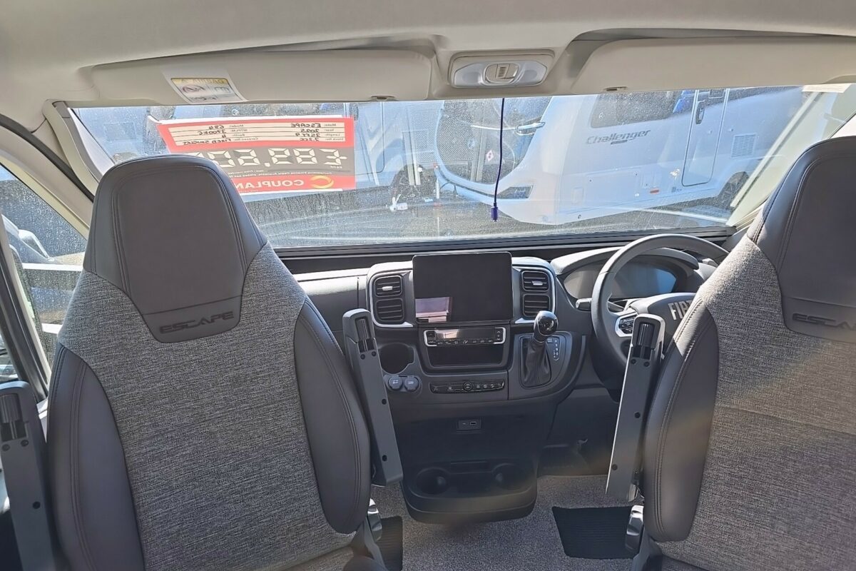 2025 SWIFT ESCAPE 684 CAB