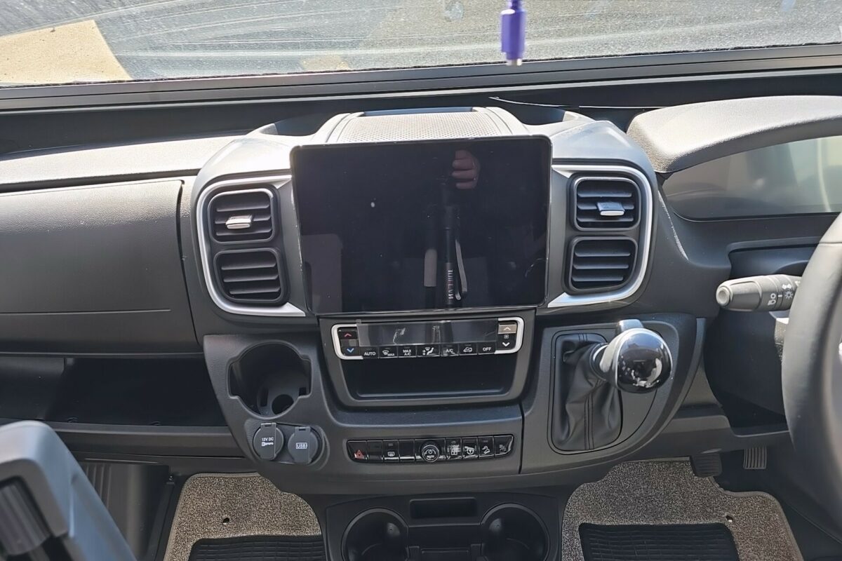 2025 SWIFT ESCAPE 684 CAB
