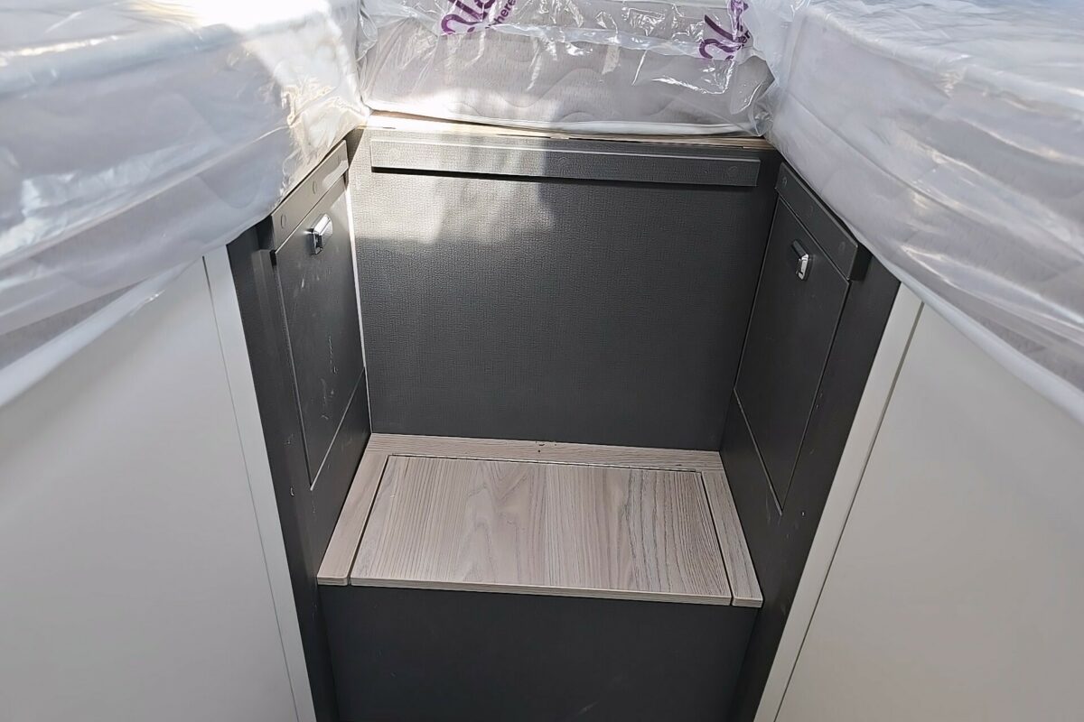 2025 SWIFT ESCAPE 684 BEDROOM