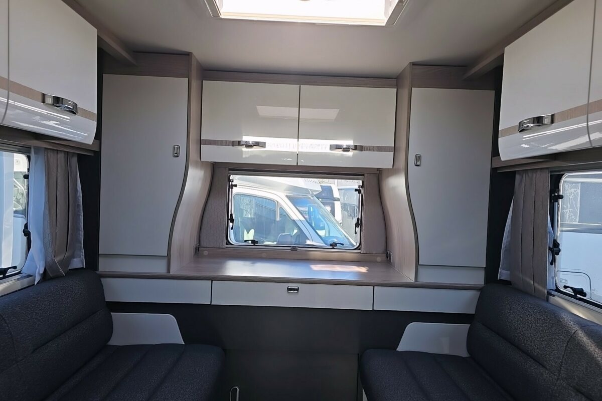 REAR WINDOW LOUNGE