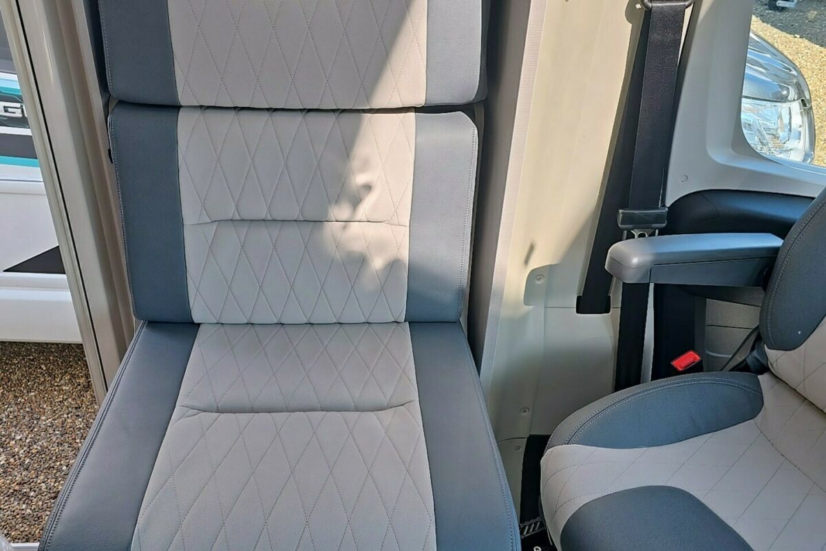 2025 SWIFT ASCARI 384 SEATING