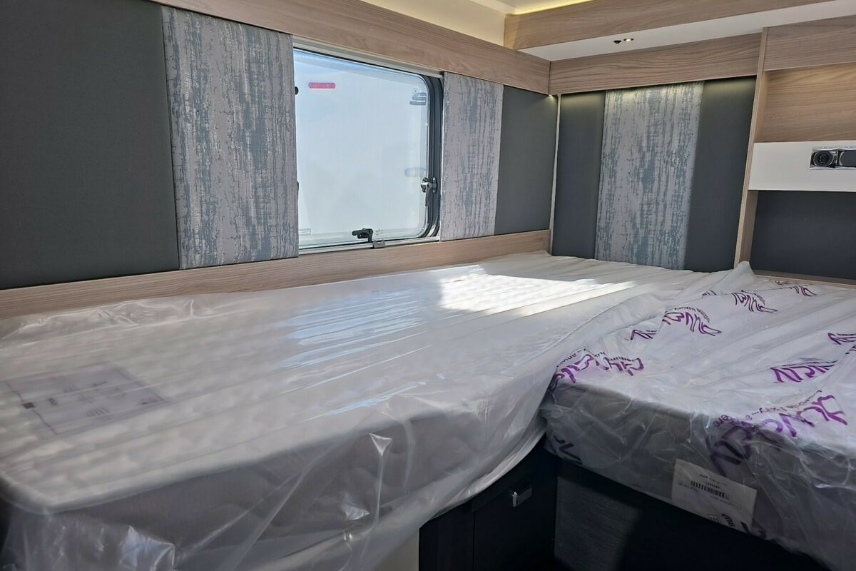 2025 SWIFT ASCARI 384 BED