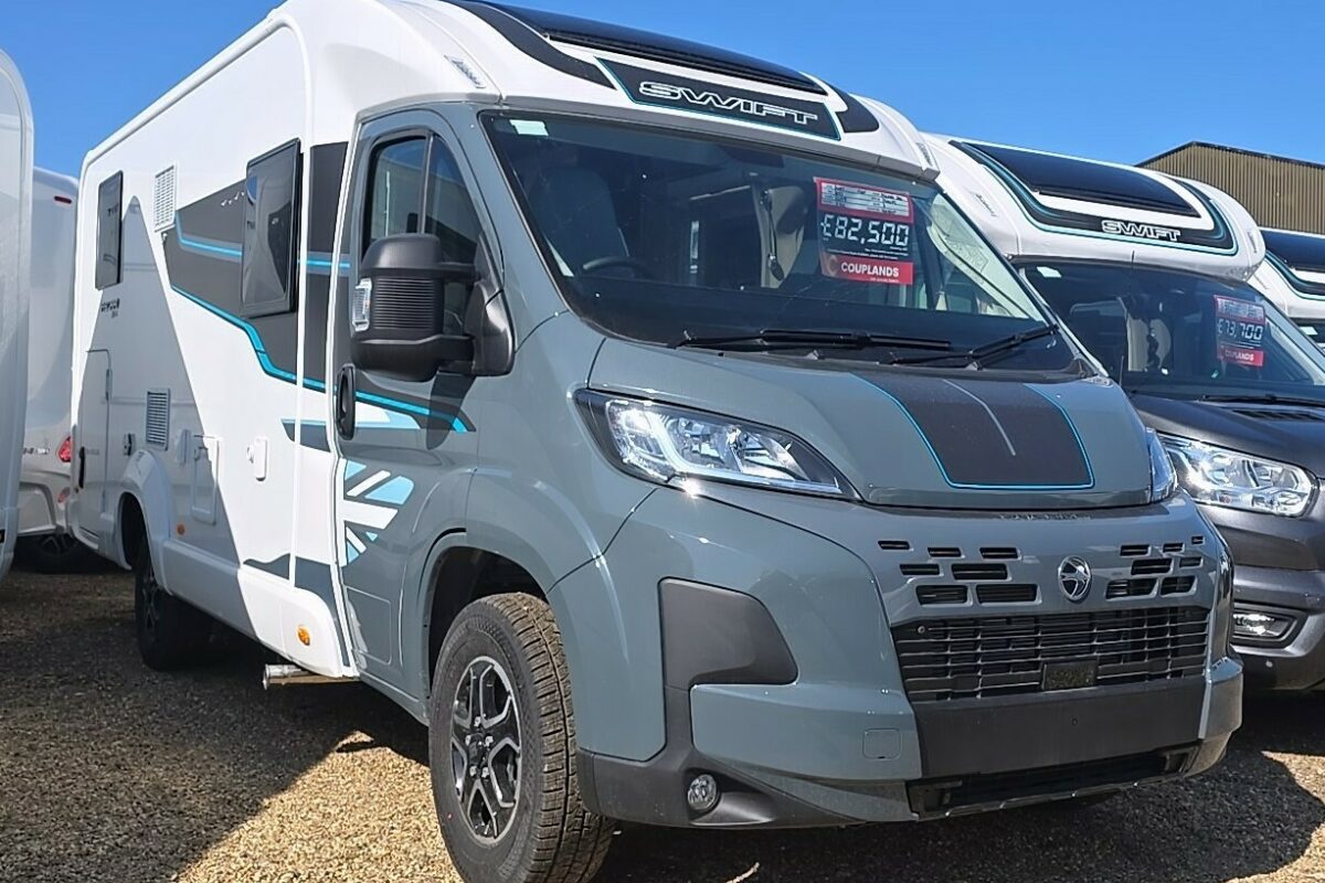 2025 SWIFT ASCARI 384 FRONT N/S