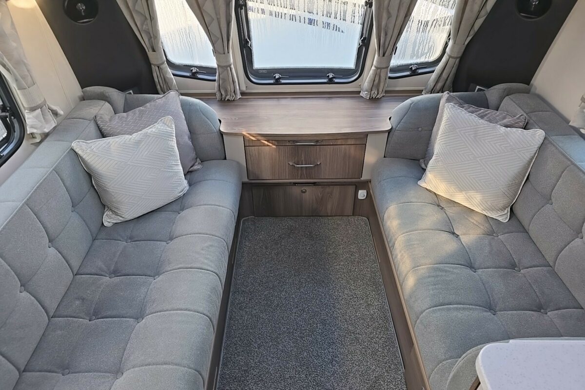2022 COACHMAN LASER XCEL 850 SEATING