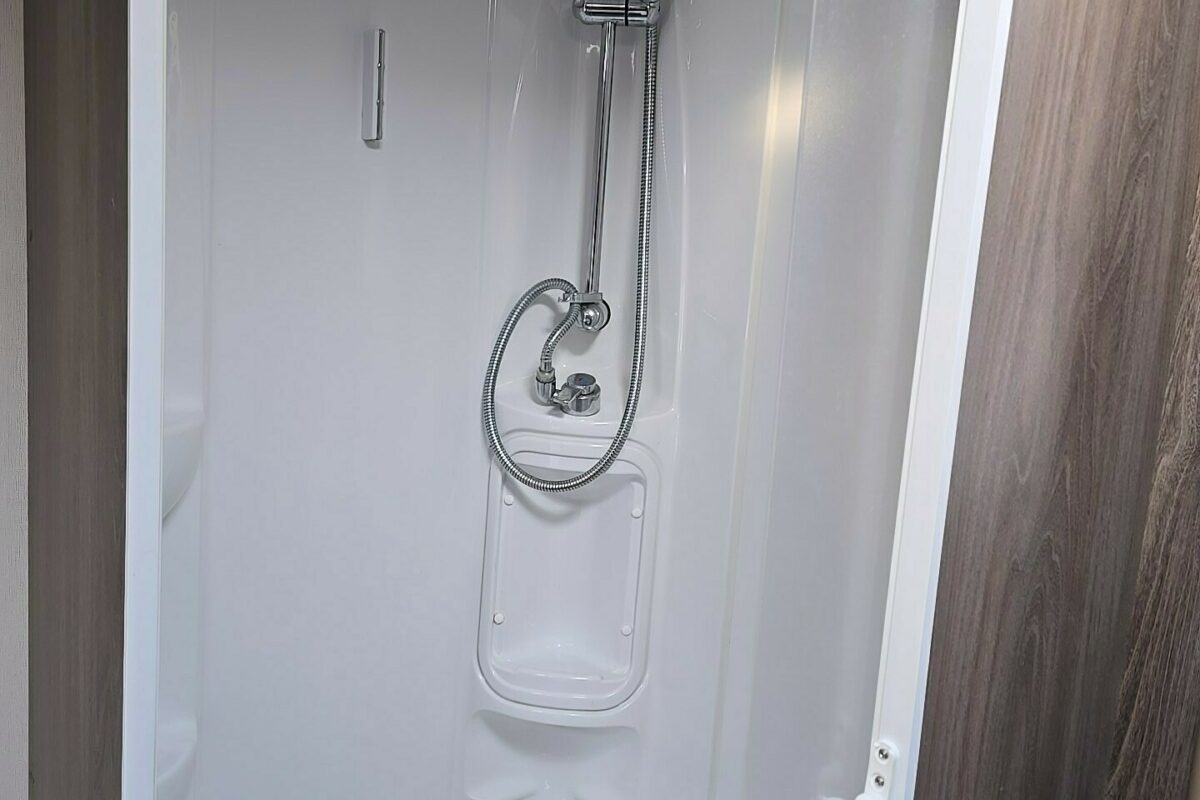 2022 COACHMAN LASER XCEL 850 SHOWER
