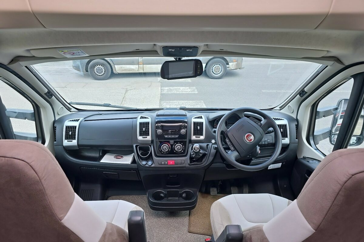 2016 SWIFT BOLERO 744 CAB