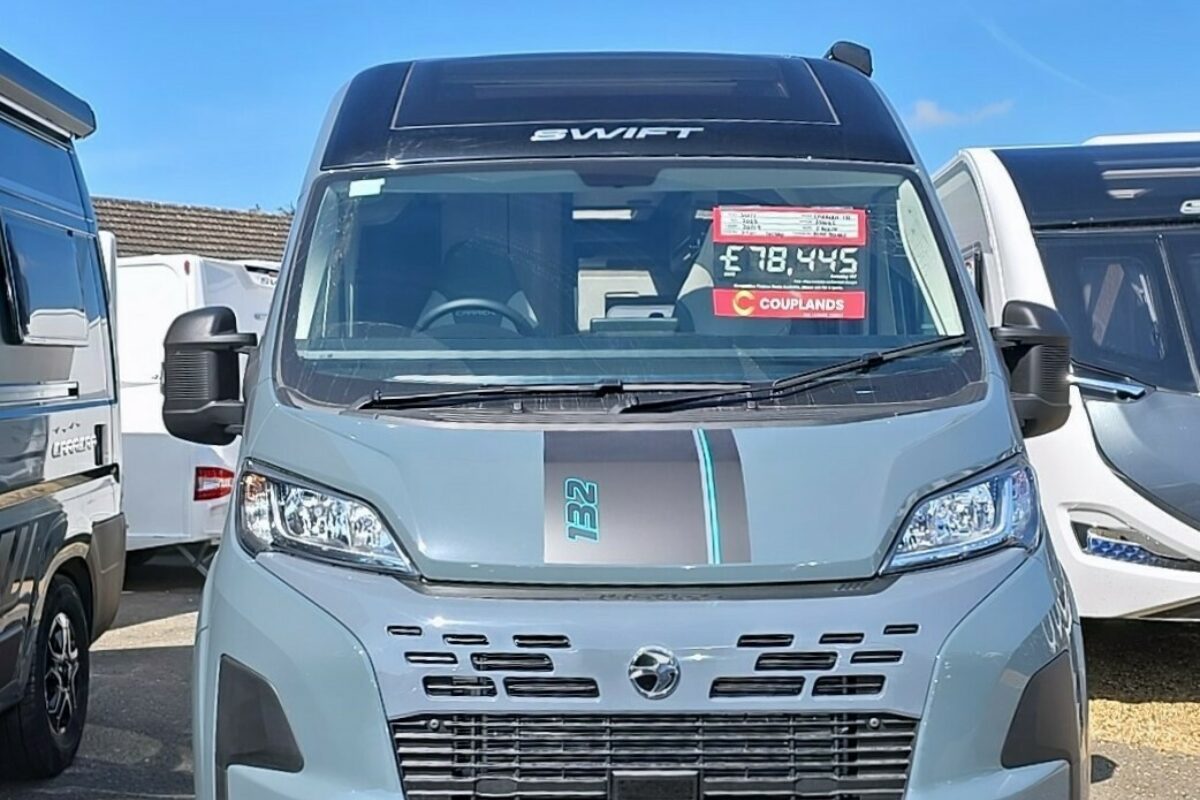 2025 SWIFT CARRERA 132 FRONT