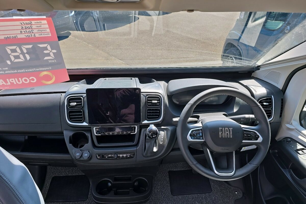 2025 SWIFT CARRERA 132 CAB