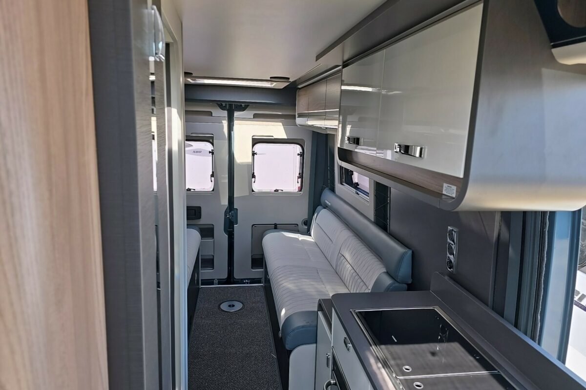 2025 SWIFT CARRERA 132 FULL VIEW