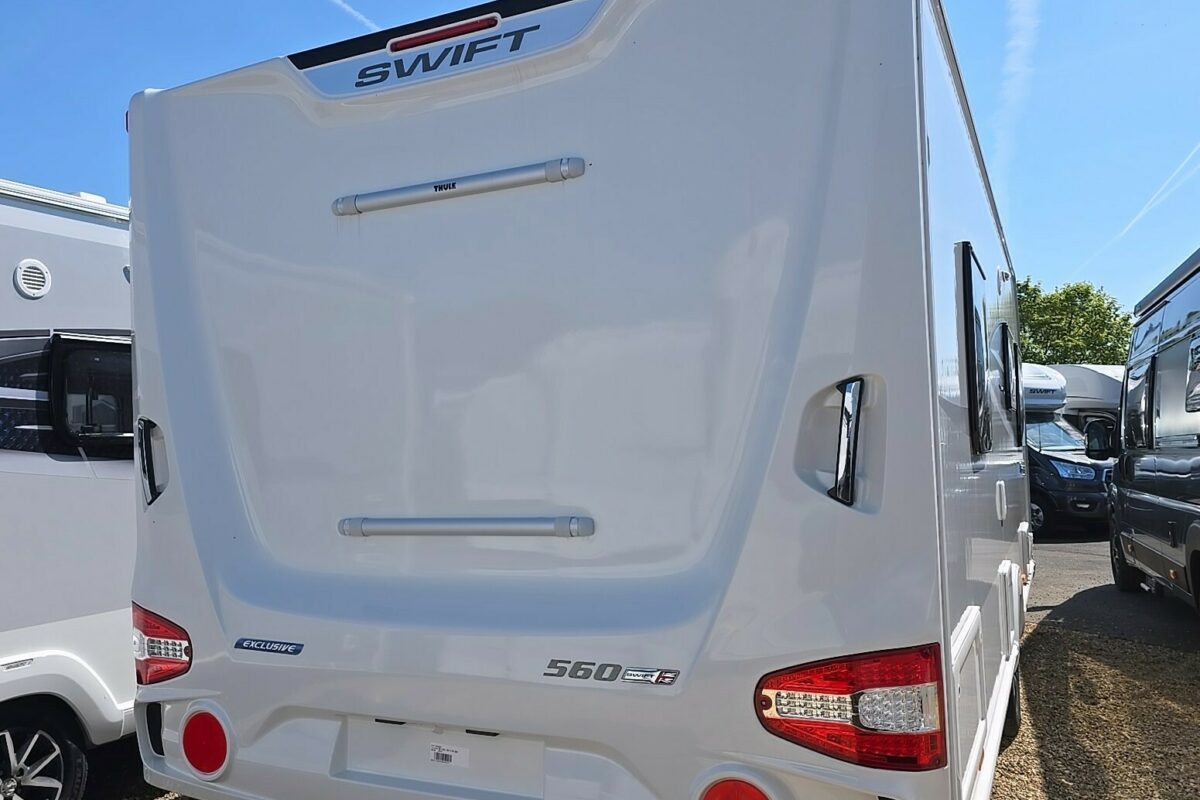 2025 SWIFT CHALLENGER EXCLUSIVE 560 REAR O/S