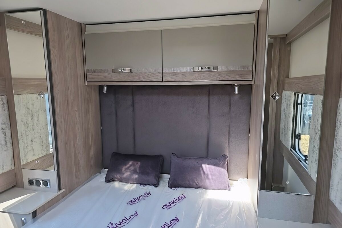 2025 SWIFT CHALLENGER EXCLUSIVE 560 BEDROOM