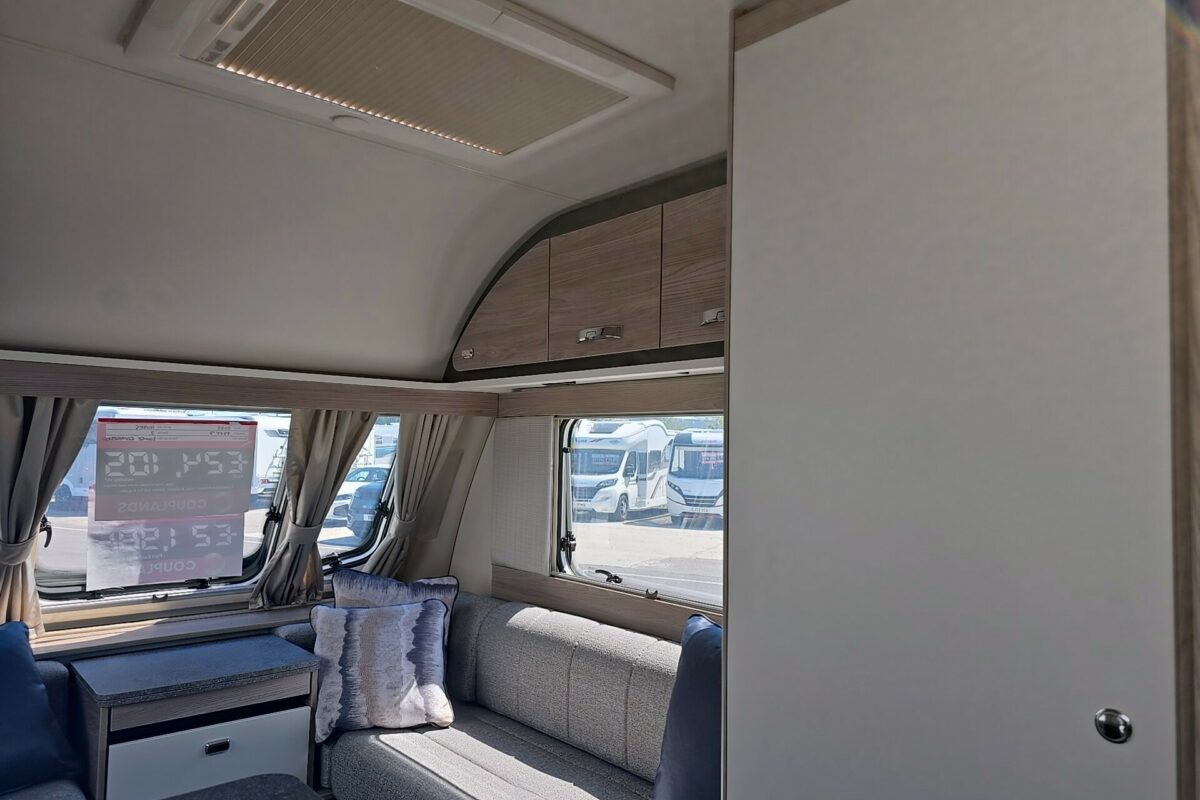 2025 SWIFT SPRITE EXCLUSIVE COMPACT ENTRANCE